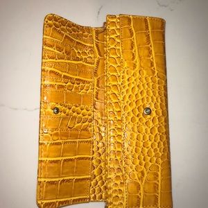 Big Buddha clutch, never used